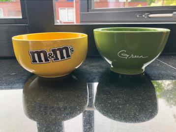 M&M schaaltjes beschikbaar voor biedingen