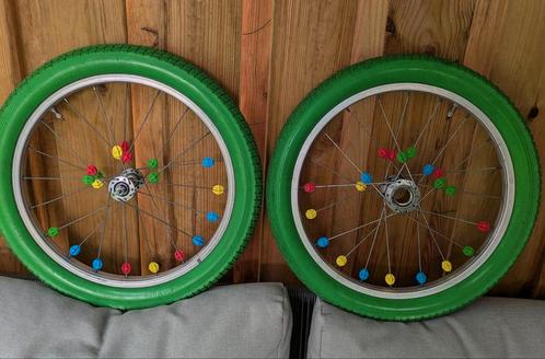 Groene fietsbanden  (incl.binnenbanden) 18 inch, Fietsen en Brommers, Fietsonderdelen, Zo goed als nieuw, Algemeen, Band, Ophalen