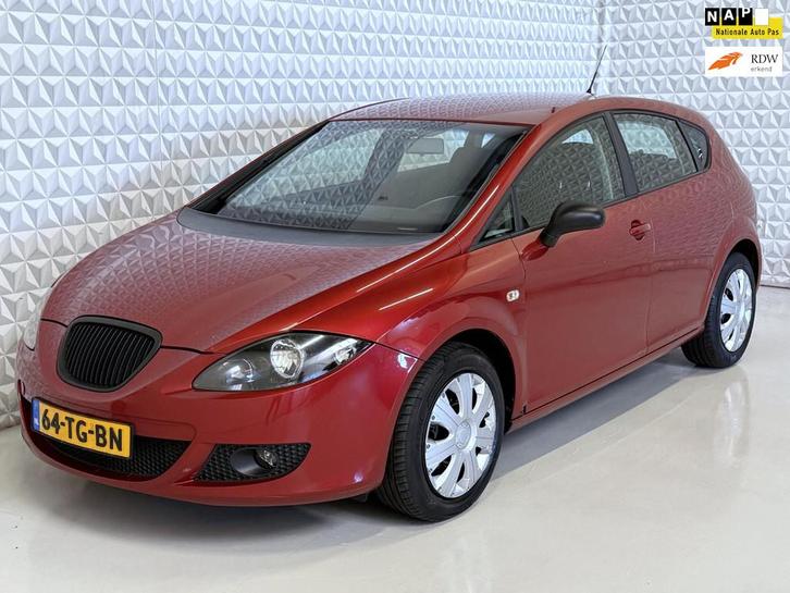 Seat Leon 2.0 TDI Stylance 140PK Airco Cruise Trekhaak (2006, Auto's, Seat, Bedrijf, Te koop, Leon, ABS, Airbags, Airconditioning