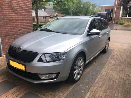 Skoda Octavia 1.0 TSI 85KW Combi Dsg-7 2016 Grijs, Auto's, Skoda, Particulier, Octavia, ABS, Apple Carplay, Bluetooth, Climate control