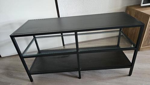 IKEA VITTSJÖ tv-meubel - zo goed als nieuw (100 x 53 cm), Huis en Inrichting, Kasten | Televisiemeubels, Zo goed als nieuw, 100 tot 150 cm