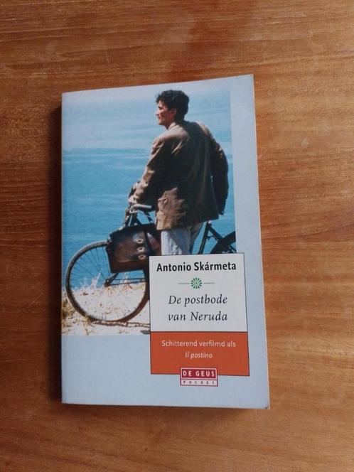 De postbode van Neruda   Antonio Skarmeta, Boeken, Romans, Gelezen, Amerika, Ophalen of Verzenden