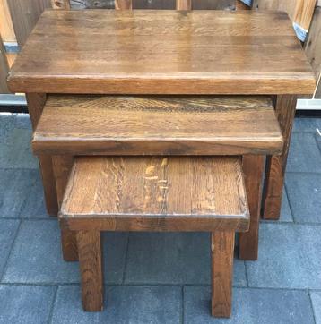 SET EIKEN BIJZETTAFELTJES beschikbaar voor biedingen