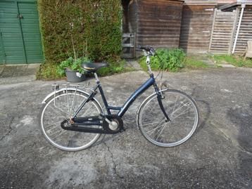 Leuke Team damesfiets met 7 versnellingen ,rijdt prima beschikbaar voor biedingen