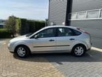 Ford Focus 1.6-16V Ghia, airco, 5 deurs, apk 11-2025, Auto's, Ford, 1596 cc, Gebruikt, 4 cilinders, 620 kg