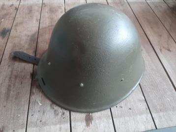 Nederlandse helm  beschikbaar voor biedingen