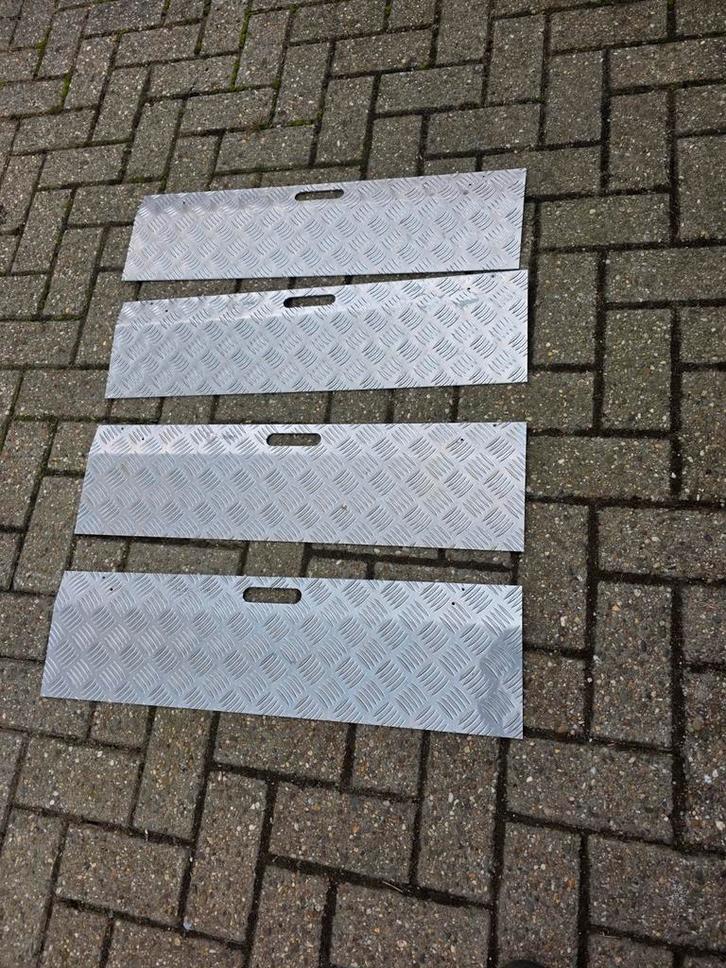 Drempelhulp 4 stuks traanplaat, Caravans en Kamperen, Camper-accessoires, Gebruikt, Ophalen of Verzenden