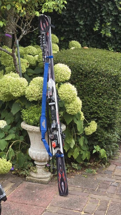 Atomic Ski's met Stokken en Schoenen, Sport en Fitness, Skiën en Langlaufen, Gebruikt, Ski's, Skiën, Atomic, Carve, 160 tot 180 cm