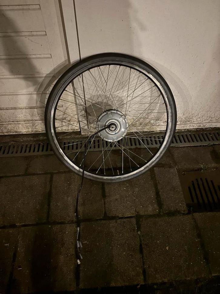 Sparta voorwiel motor - Goede staat!, Fietsen en Brommers, Fietsonderdelen, Gebruikt, Algemeen, Wiel, Ophalen of Verzenden
