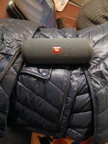 JBL Draagbare Speaker beschikbaar voor biedingen