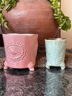 Des Pots vaasjes (2), Huis en Inrichting, Aardewerk of Porselein, Ophalen of Verzenden, Zo goed als nieuw, Minder dan 50 cm