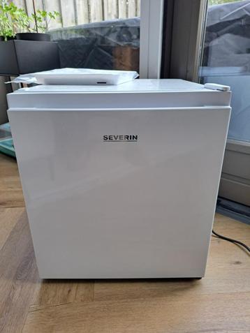 Mini koelkast - Severin - vrijstaand - 45 liter beschikbaar voor biedingen