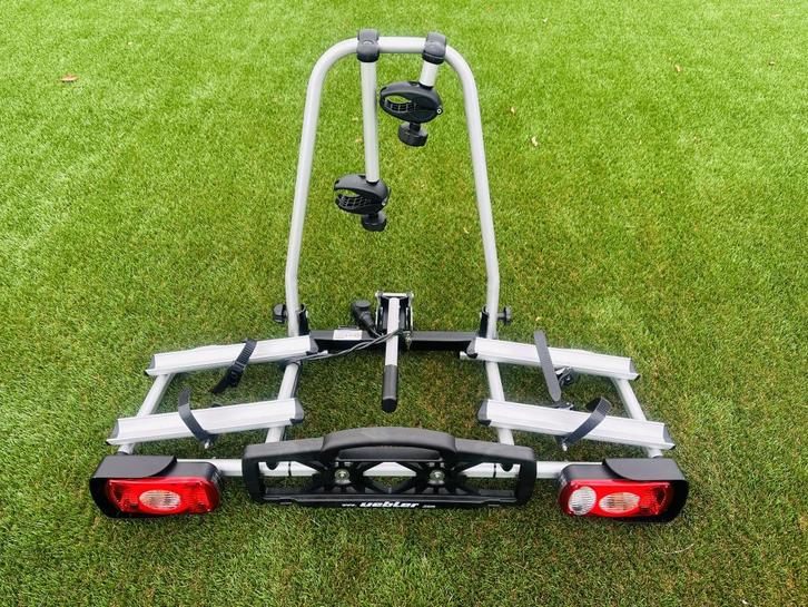 Uebler F21 fietsendrager voor twee elektrische fietsen, Auto diversen, Fietsendragers, Gebruikt, Trekhaakdrager, 2 fietsen, Brede banden