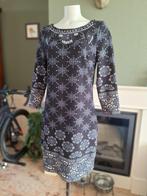 K-Design K Design wat dikkere prachtige jurk M 38 gratis ver, Kleding | Dames, Jurken, Maat 38/40 (M), K-design, Verzenden, Zwart