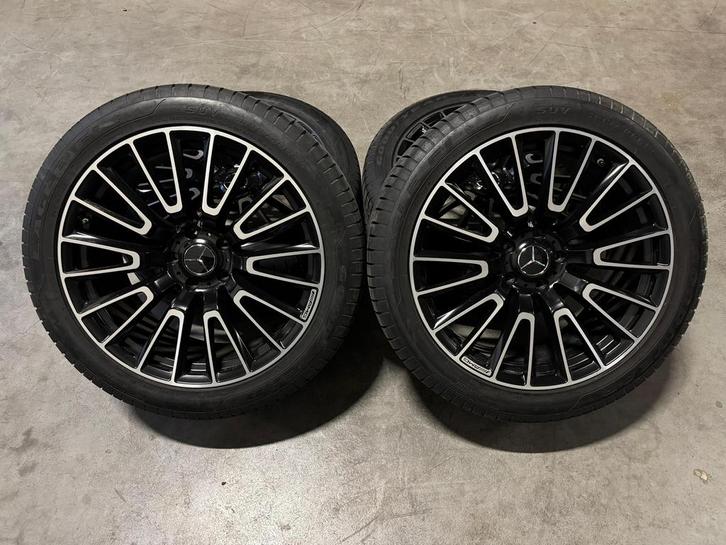 Mercedes G63 velgen met banden 22 inch past onder alle G kla, Auto-onderdelen, Banden en Velgen, Banden en Velgen, Zomerbanden