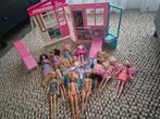 Barbie spullen: huis, ambulance en veel Barbies!, Ophalen of Verzenden, Zo goed als nieuw, Barbie