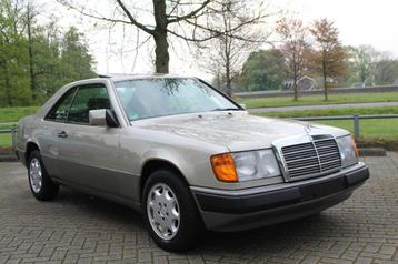 Mercedes-Benz E-Klasse 200-500 230 CE PRACHTGIE ORIGINELE AU beschikbaar voor biedingen