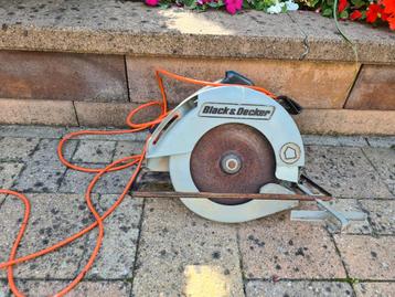Black &Decker heavy duty zaagmachine beschikbaar voor biedingen