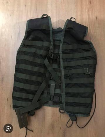 Militair modulair gevechtsvest Woodland. Mt.L. Nieuw. beschikbaar voor biedingen