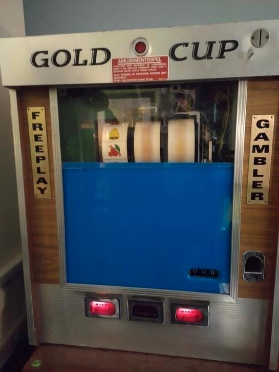 Leuke Gold Cup Gambler wand gokkast werkend op guldens, Verzamelen, Automaten | Gokkasten en Fruitautomaten, Zo goed als nieuw