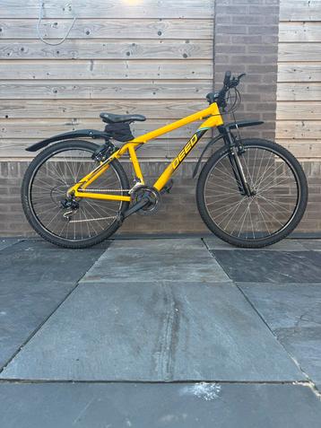 Deed Mountainbike 26 inch banden beschikbaar voor biedingen