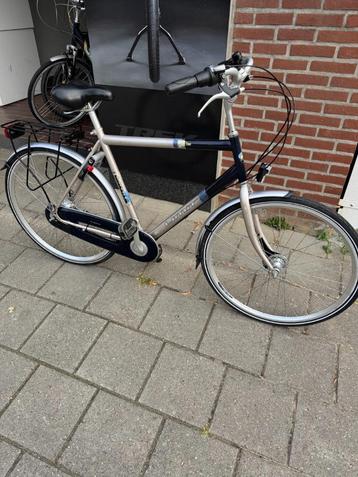 Fiets beschikbaar voor biedingen
