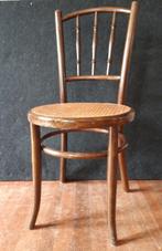 Thonet houten stoel, webbing zitting, 25 euro, Antiek en Kunst, Antiek | Meubels | Stoelen en Banken, Ophalen