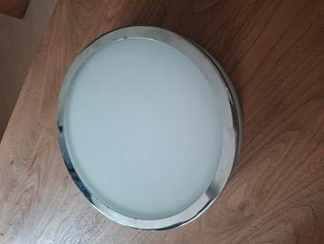 Plafondlamp ook geschikt voor badkamer beschikbaar voor biedingen