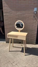 Houten kaptafel met rotan en spiegel, Huis en Inrichting, Ophalen, 100 tot 150 cm, 50 tot 100 cm, Zo goed als nieuw