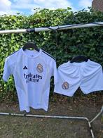 Real madrid voetbaltenue/Arda güler /140, Sport en Fitness, Voetbal, Maat XS of kleiner, Ophalen of Verzenden, Nieuw, Set