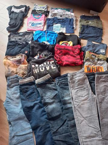 Groot kledingpakket jongens maat 158/164 beschikbaar voor biedingen