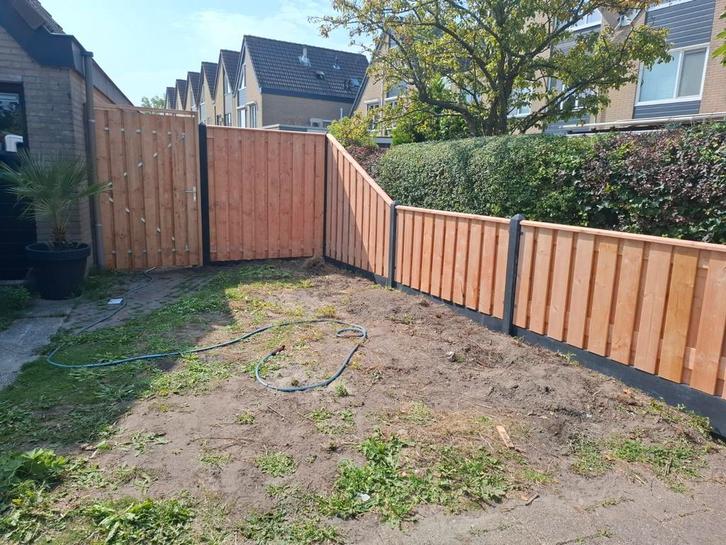 Hout/Beton Schutting voordelig plaatsen, Tuin en Terras, Schuttingen, Nieuw, Hout, 1 tot 2 meter, Ophalen of Verzenden