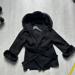 Zwarte Mantel van cashmere en wol afgezet met bont - maat m, Kleding | Dames, Ophalen of Verzenden, Zo goed als nieuw, Maat 38/40 (M)