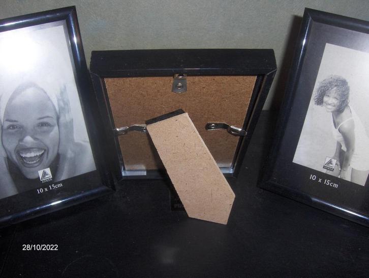 Drie Zwart Glanzende Fotolijsten 10 x15 cm van Easy Frame., Audio, Tv en Foto, Fotografie | Fotolijsten, Nieuw, Ophalen of Verzenden