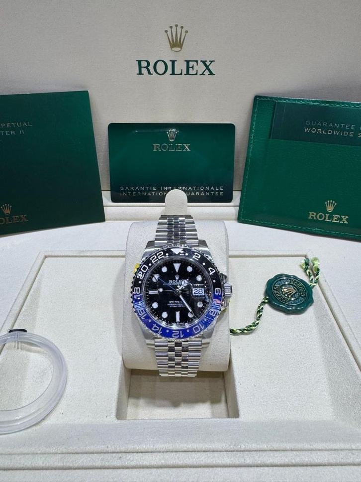 Gmt master II batgirl reference 126710BLNR jubilee 06/2025, Sieraden, Tassen en Uiterlijk, Horloges | Heren, Zo goed als nieuw