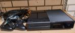 Xbox One met 2 controllers, Ophalen of Verzenden, Gebruikt, Met 2 controllers