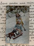 Meisjes met slee in de sneeuw, Ophalen of Verzenden, 1920 tot 1940, Ongelopen, Kinderen
