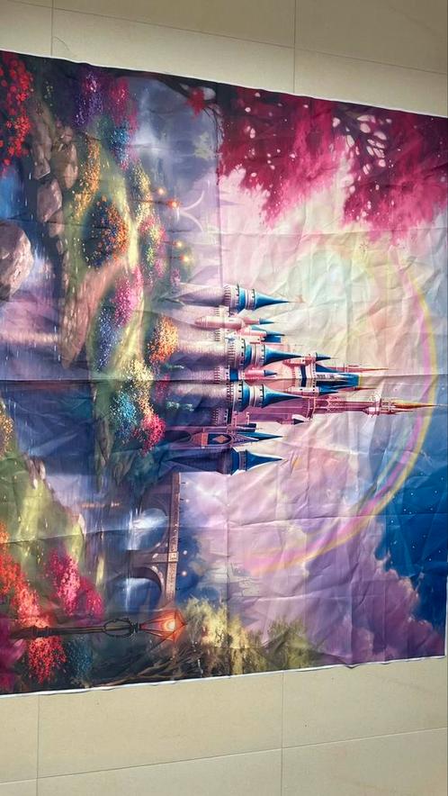Gratis af te halen: Stoffen wanddecoratie Kasteel 145x130 cm, Antiek en Kunst, Kunst | Schilderijen | Abstract, Ophalen