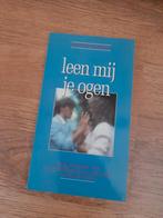 Leen Mij Je Ogen - Walter Trobisch, Ophalen of Verzenden, Gelezen, Overige onderwerpen, Walter Trobisch