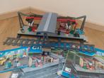 Lego city treinstation 60050 excl. Taxi, Ophalen of Verzenden, Gebruikt