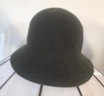Mosgroene Kangol hoed, Ophalen of Verzenden, Zo goed als nieuw, One size fits all