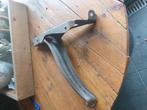 LH VOORBUMPERSTEUN TOYOTA COROLLA KE70 52012-12120, Ophalen of Verzenden