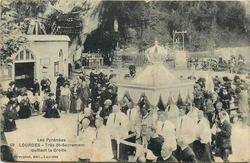 (381-349-011) Lourdes St. Sacrement, Verzamelen, Ansichtkaarten | Buitenland, Frankrijk, Verzenden