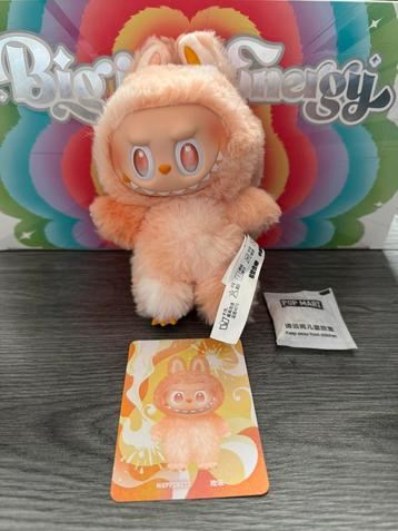 Labubu big into energy happiness origineel van popmart beschikbaar voor biedingen
