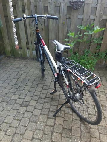Mooie focusfiets gebruikt 1ste eigenaar. Kleur zwart-wit. beschikbaar voor biedingen