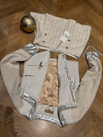 Chique set wit parel zara maat l josh v ketting colbert rok beschikbaar voor biedingen
