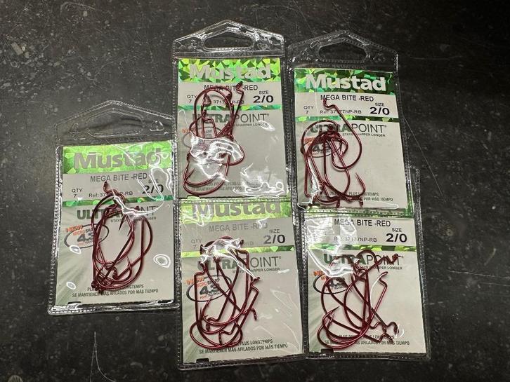 5 pakjes Mustad Mega Bite Red 2/0, Watersport en Boten, Hengelsport | Roofvissen, Nieuw, Haak, Ophalen of Verzenden