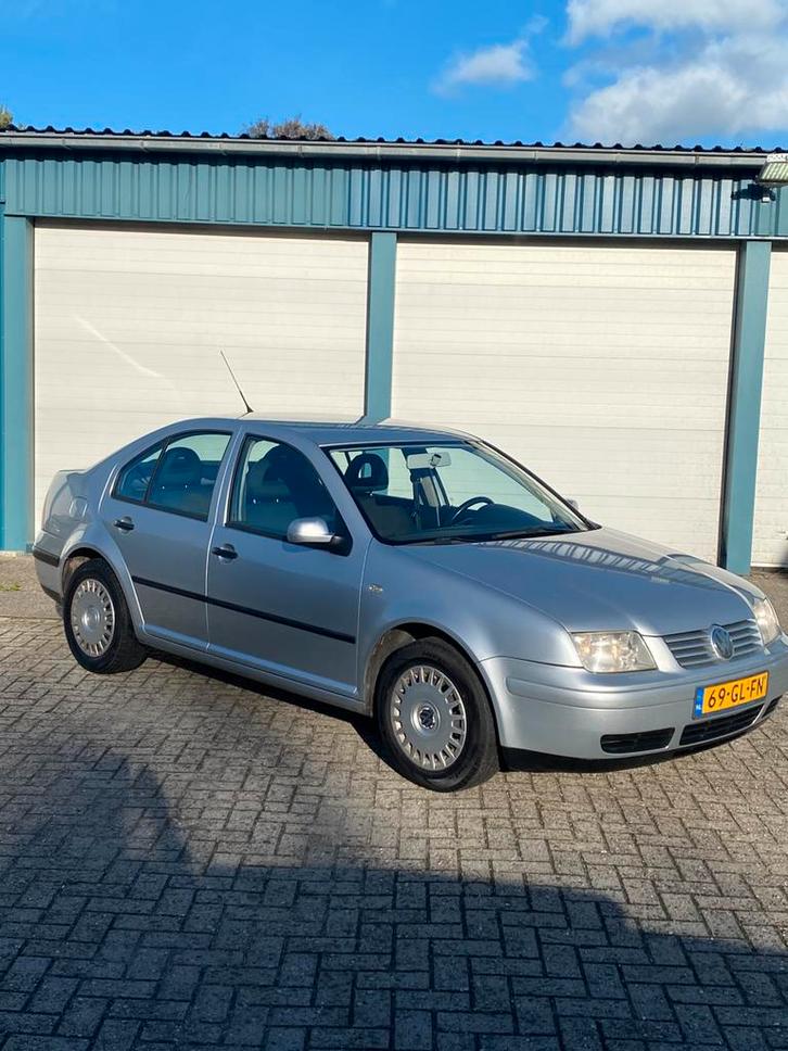 **VW Bora 1.6 16V goed en netjes **, Auto's, Hyundai, Bedrijf, Te koop, Atos, Benzine, C, MPV, Handgeschakeld, Origineel Nederlands