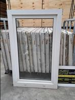 kunststof raam 86,5x137,5 cm, dubbelglas, draai kiep vleugel, Doe-het-zelf en Verbouw, Kozijnen en Schuifpuien, Kunststof, Gebruikt