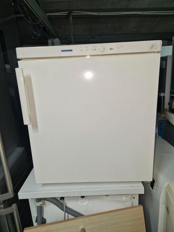 Liebherr vriezer compact model 60x55x60 cm.  beschikbaar voor biedingen